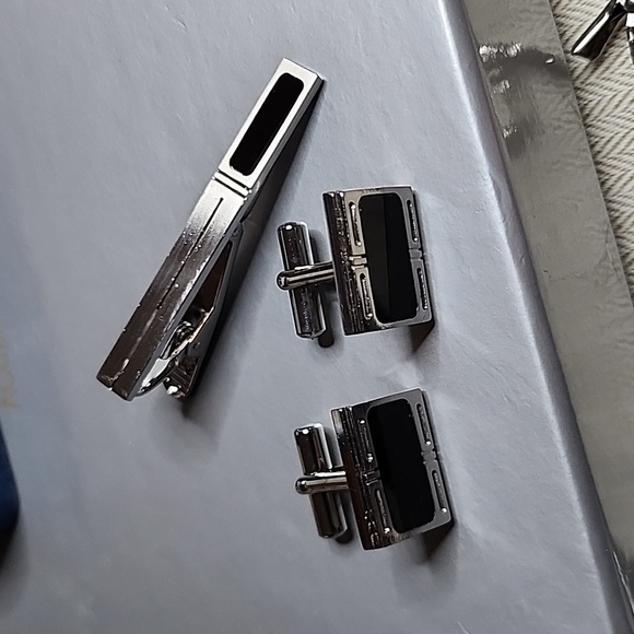 Cufflinks set of 3 Unbranded black Enamel - Picture 5 of 8